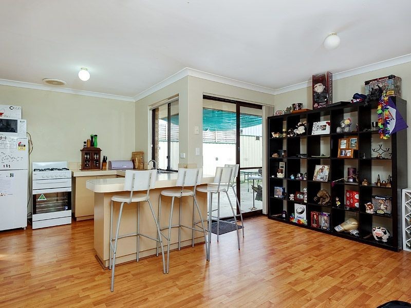 36 Fifth Ave, Beaconsfield WA 6162