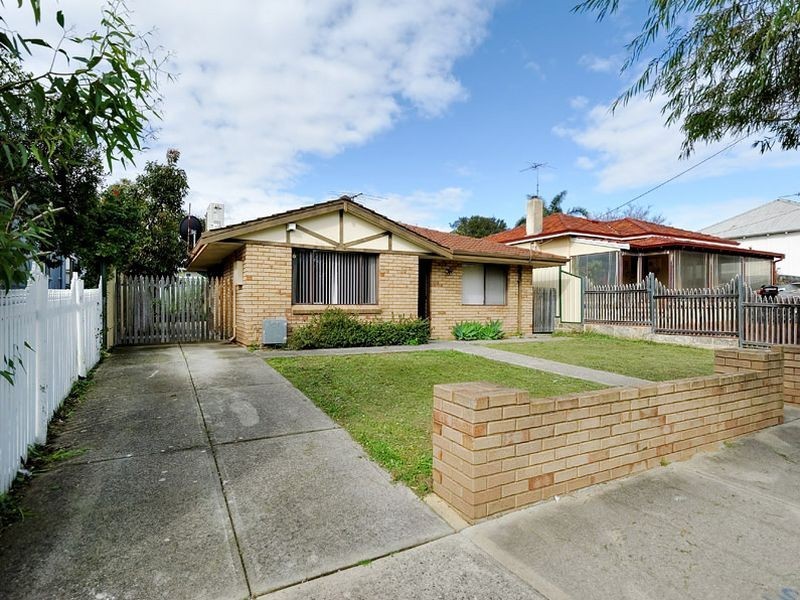 36 Fifth Ave, Beaconsfield WA 6162
