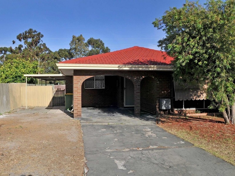 4 Hadlow Court, Leeming WA 6149