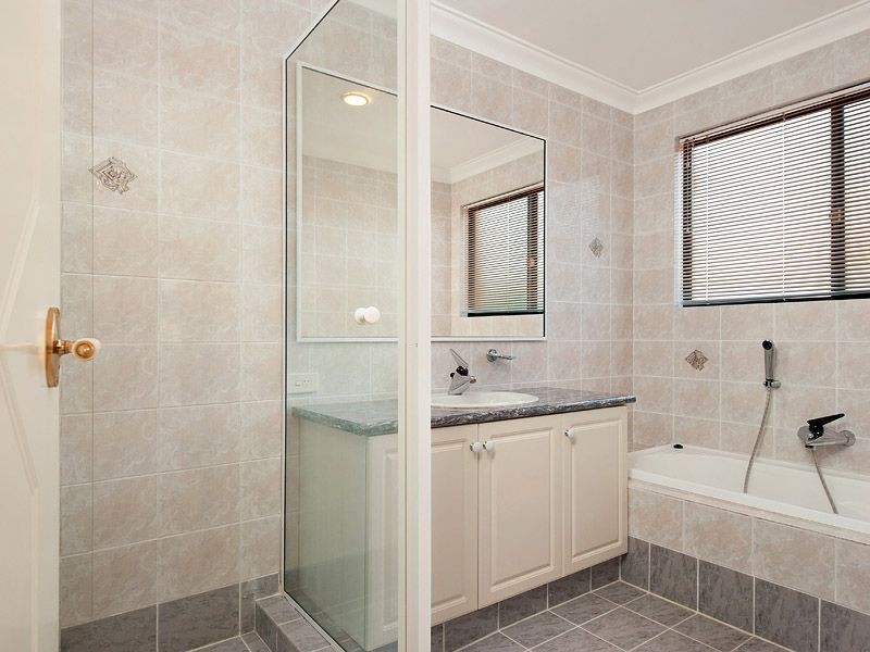 3 Glen Iris Drive, Jandakot WA 6164