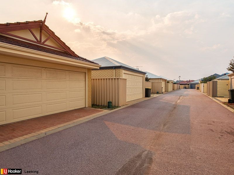 6 Serene Bend, Atwell WA 6164
