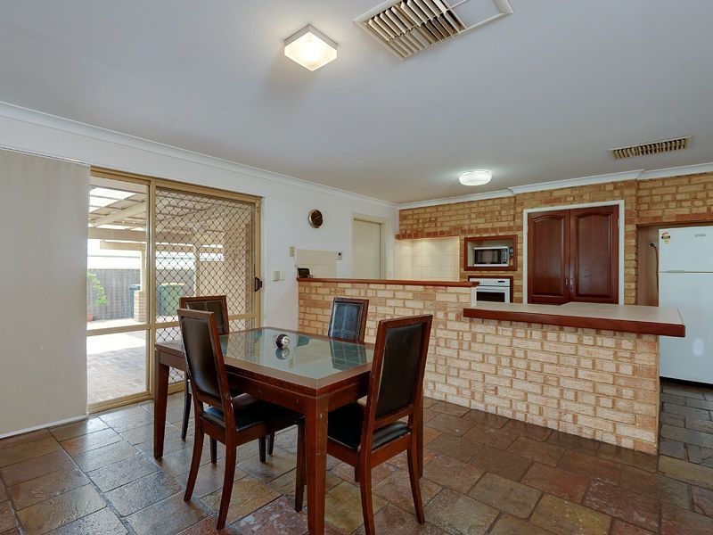3 Wishaw Grove, Leeming WA 6149