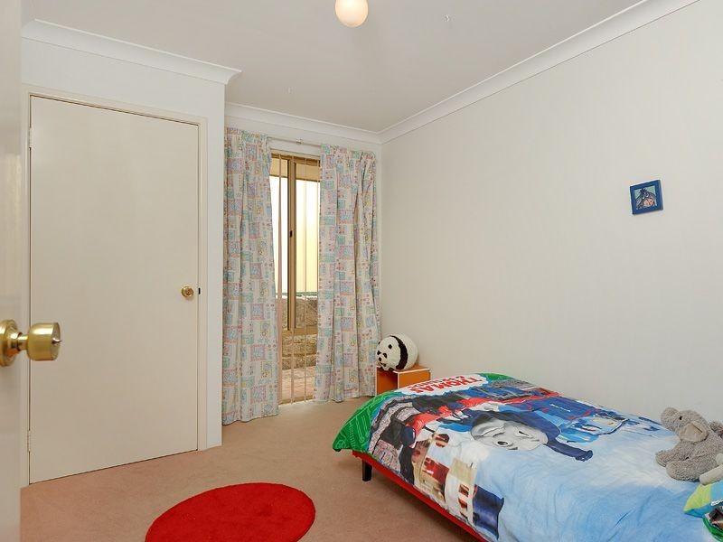 3 Wishaw Grove, Leeming WA 6149