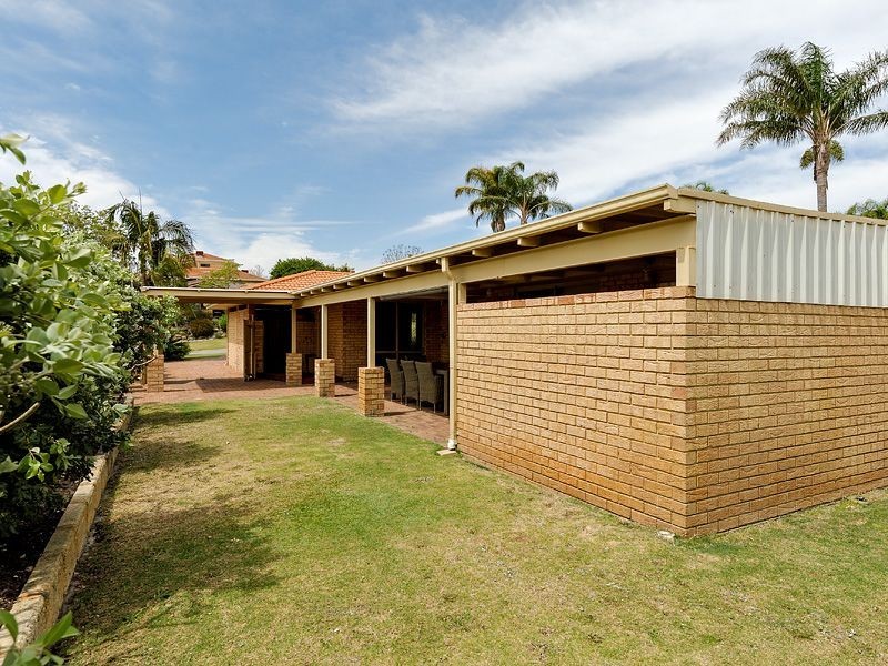 3 Wishaw Grove, Leeming WA 6149