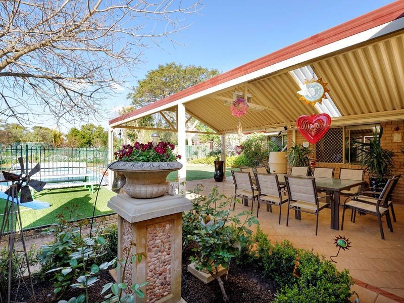 10 Ashby  Court, Leeming WA 6149