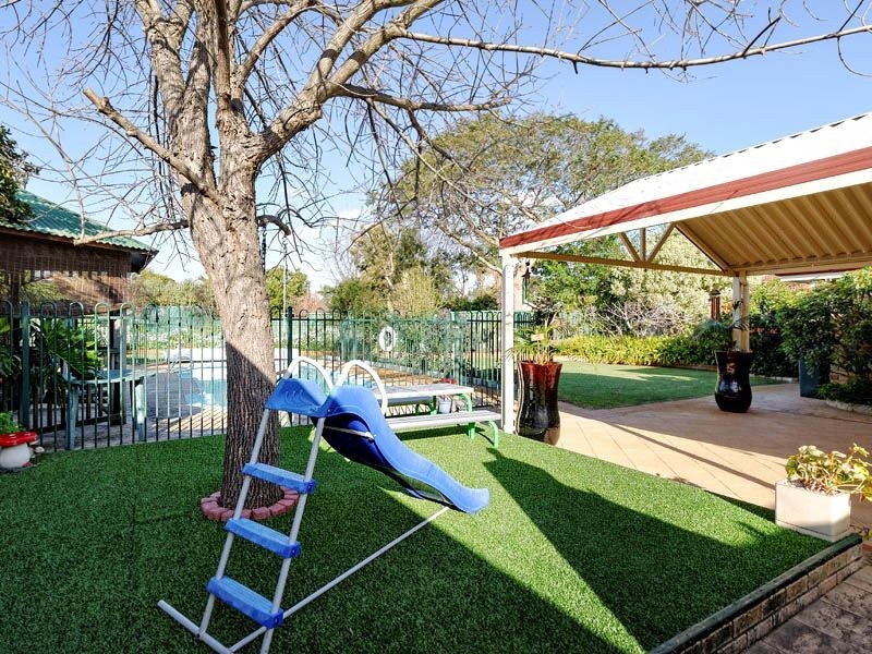 10 Ashby  Court, Leeming WA 6149