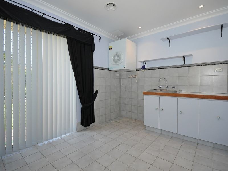 43 Casserly Drive, Leeming WA 6149