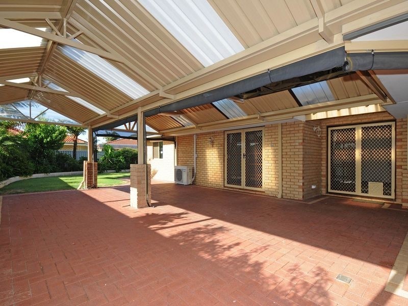 43 Casserly Drive, Leeming WA 6149