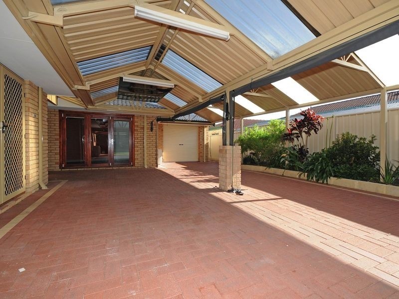 43 Casserly Drive, Leeming WA 6149