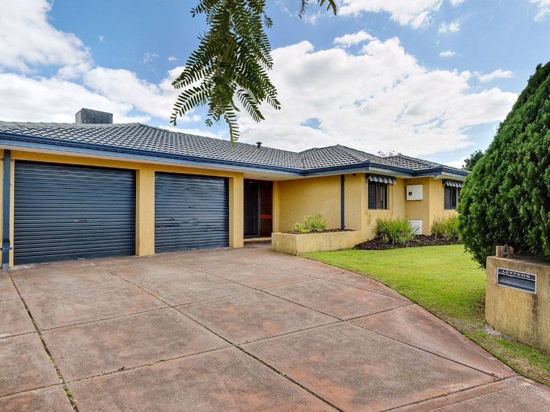 4 Cain Place, Leeming WA 6149