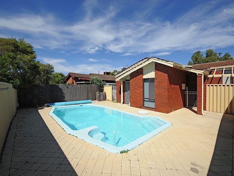 38 Velgrove Avenue, Parkwood WA 6147