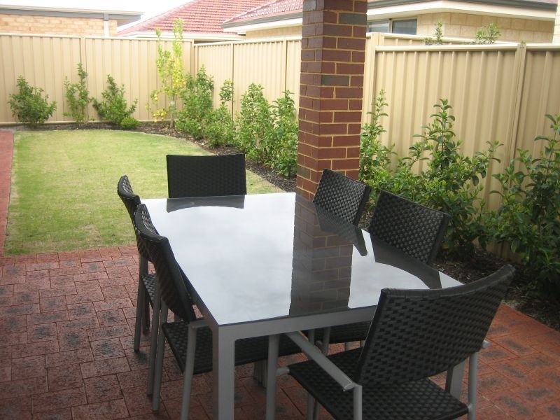 54 Claridge Circle, Thornlie WA 6108