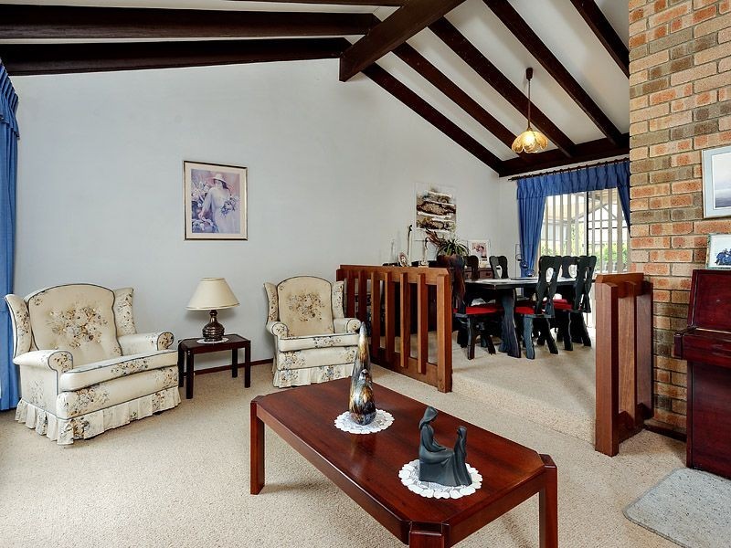 43 Gladstone Road, Leeming WA 6149