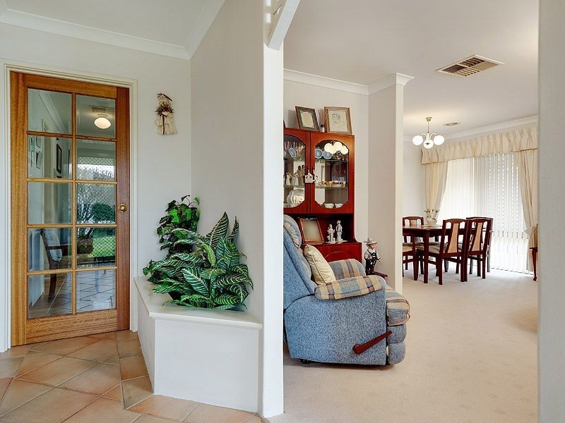 38 B Fern Leaf Court, Leeming WA 6149