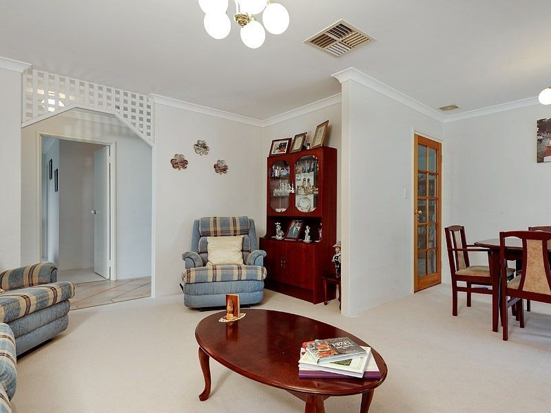 38 B Fern Leaf Court, Leeming WA 6149