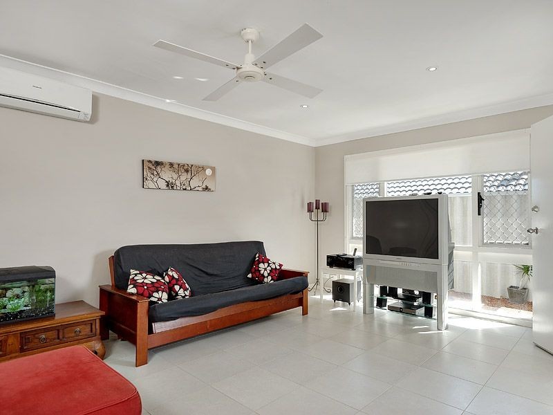 17 Erpingham Road, Hamilton Hill WA 6163