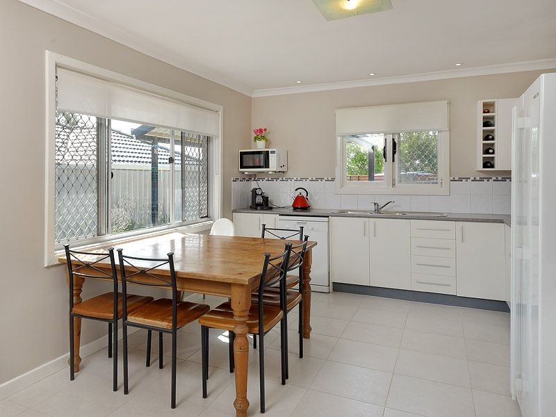 17 Erpingham Road, Hamilton Hill WA 6163