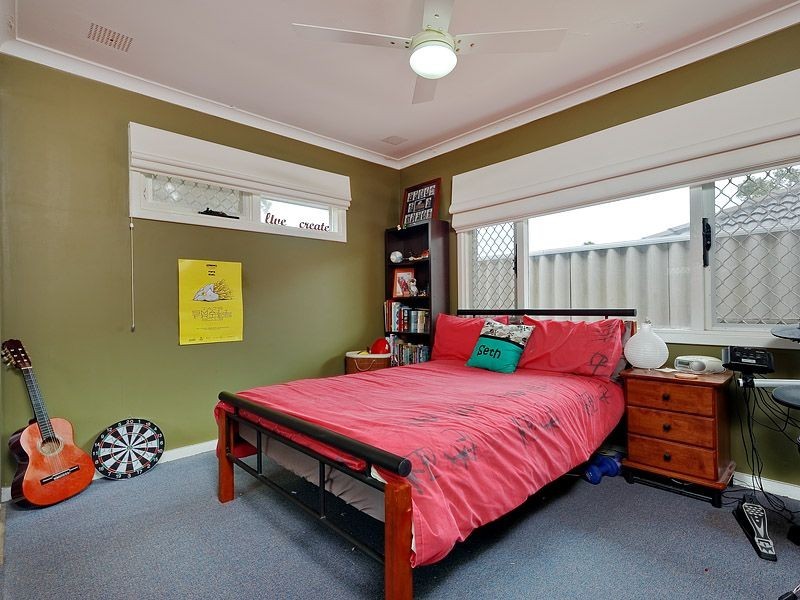 17 Erpingham Road, Hamilton Hill WA 6163