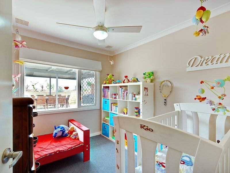 17 Erpingham Road, Hamilton Hill WA 6163
