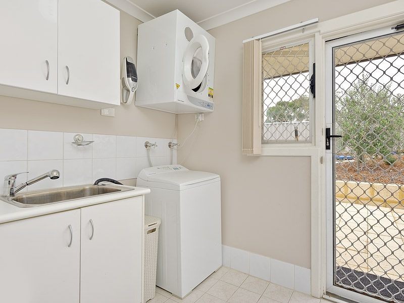17 Erpingham Road, Hamilton Hill WA 6163
