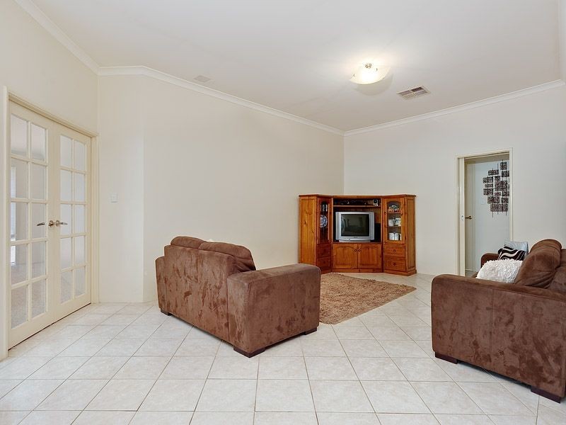 49 Hartwell Parade, Jandakot WA 6164