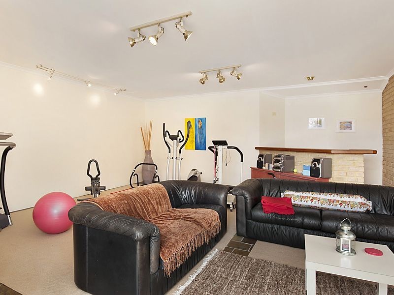 10 Denic Rise, Leeming WA 6149