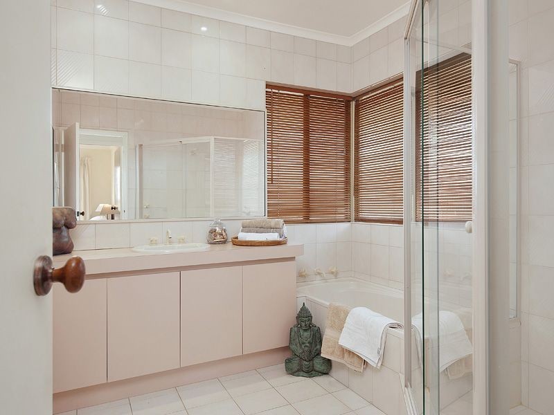 10 Denic Rise, Leeming WA 6149