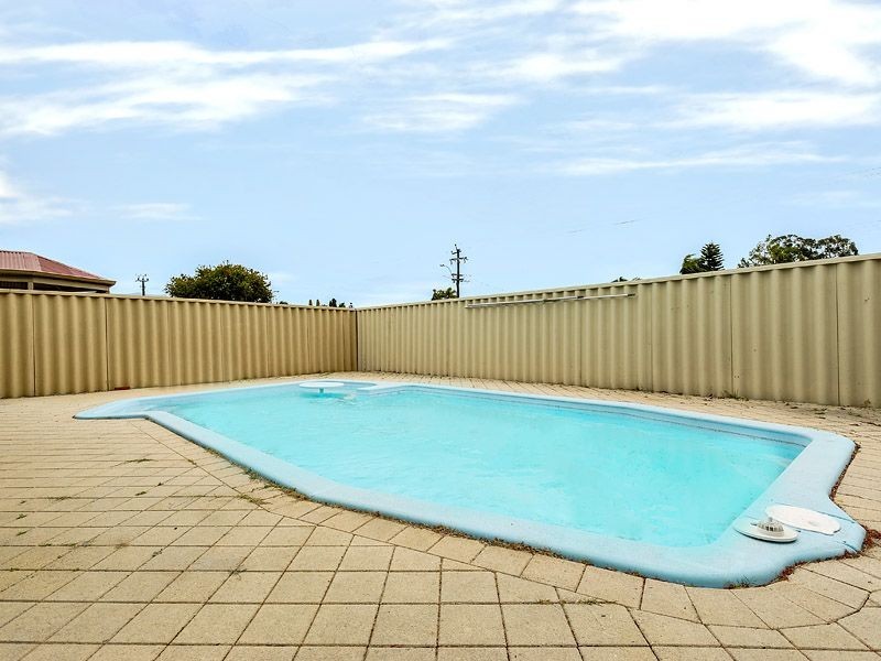 38 Vellgrove Avenue, Parkwood WA 6147