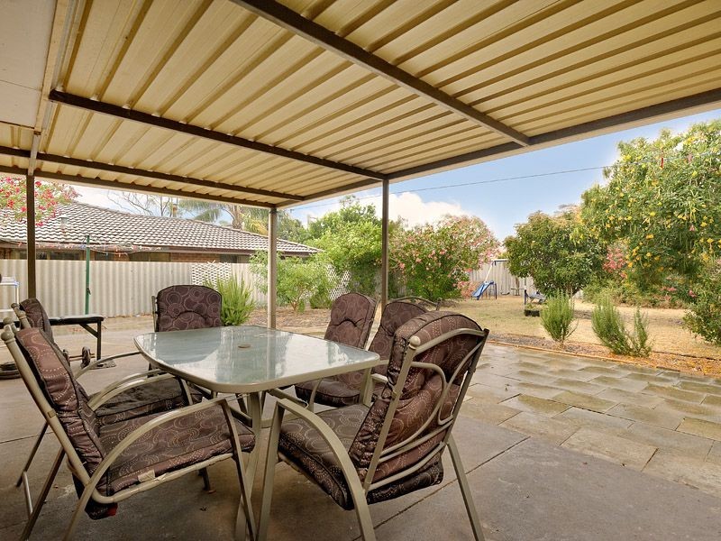 13 Prout Way, Bibra Lake WA 6163