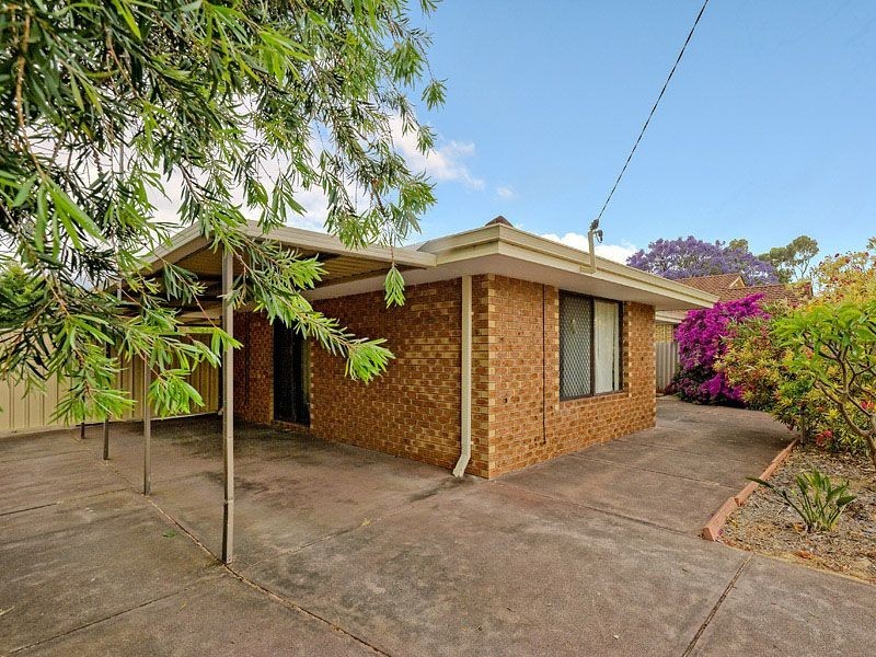 13 Prout Way, Bibra Lake WA 6163