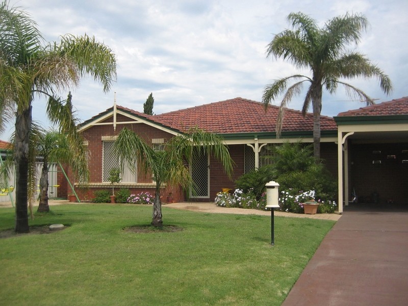 5 Marie Court, Atwell WA 6164