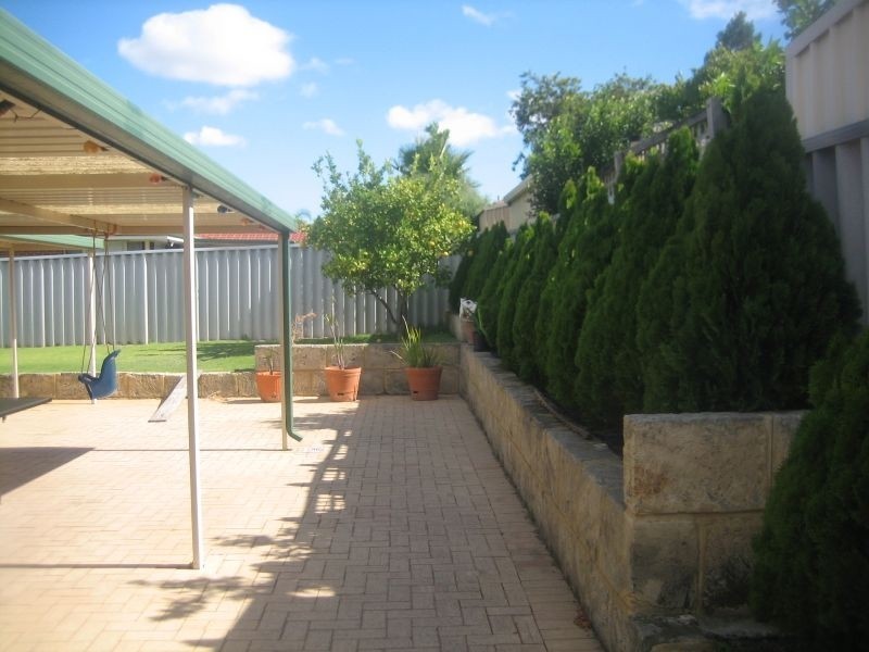 5 Marie Court, Atwell WA 6164