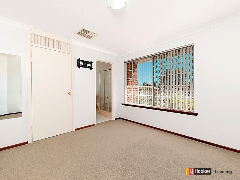 36 McGuiness Drive, Leeming WA 6149