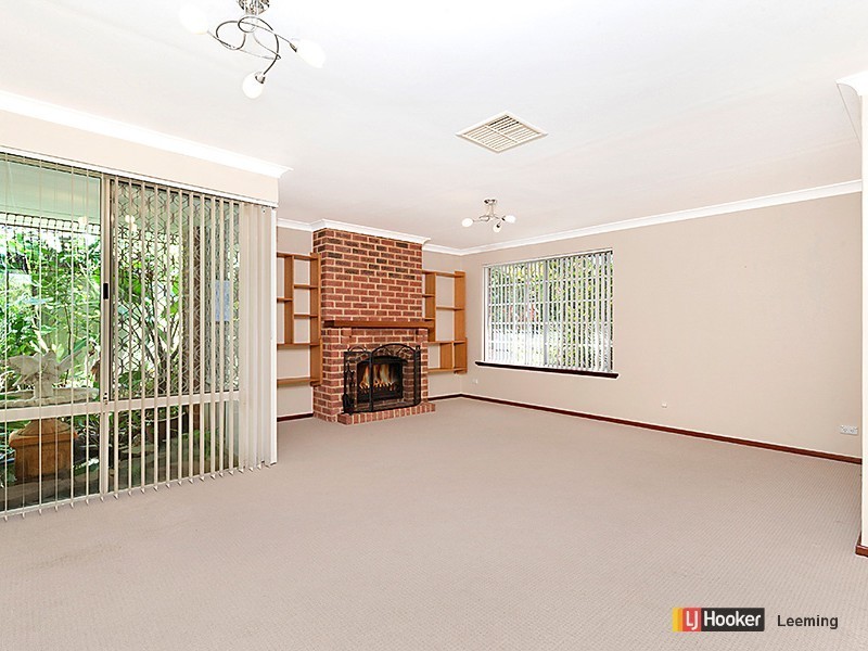 36 McGuiness Drive, Leeming WA 6149