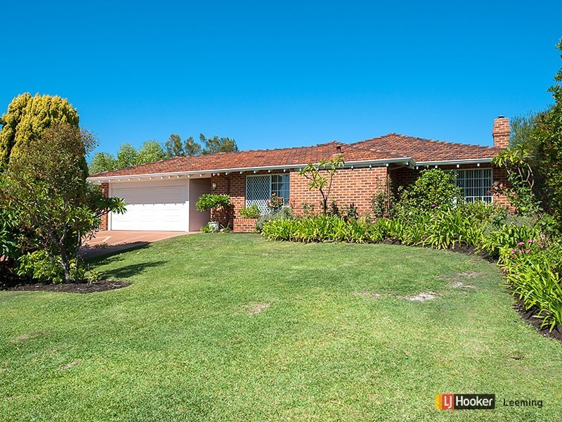 36 McGuiness Drive, Leeming WA 6149