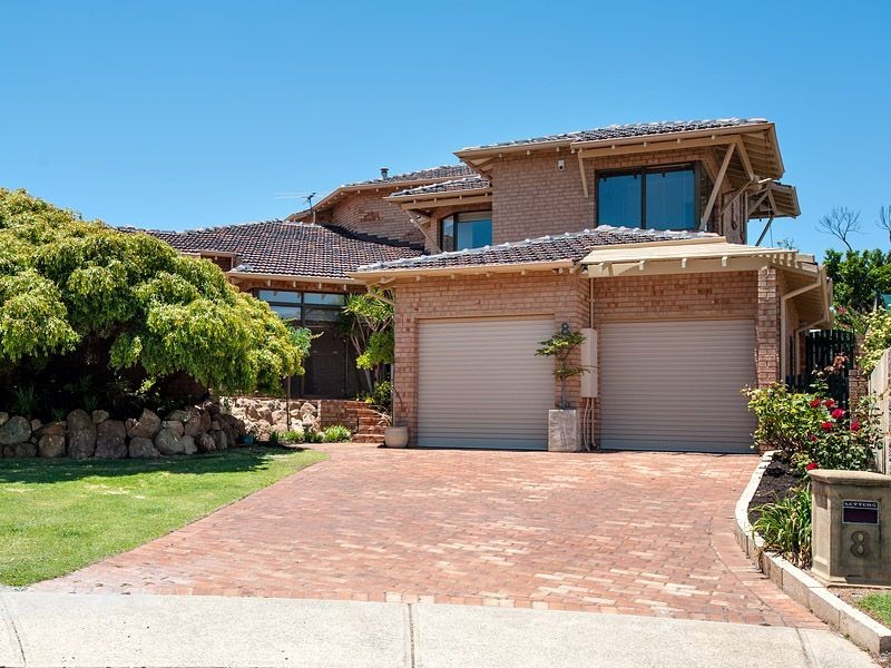 8 Hannah Place, Leeming WA 6149