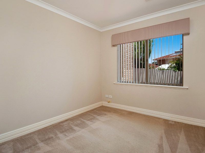 3 Hannah Place, Leeming WA 6149