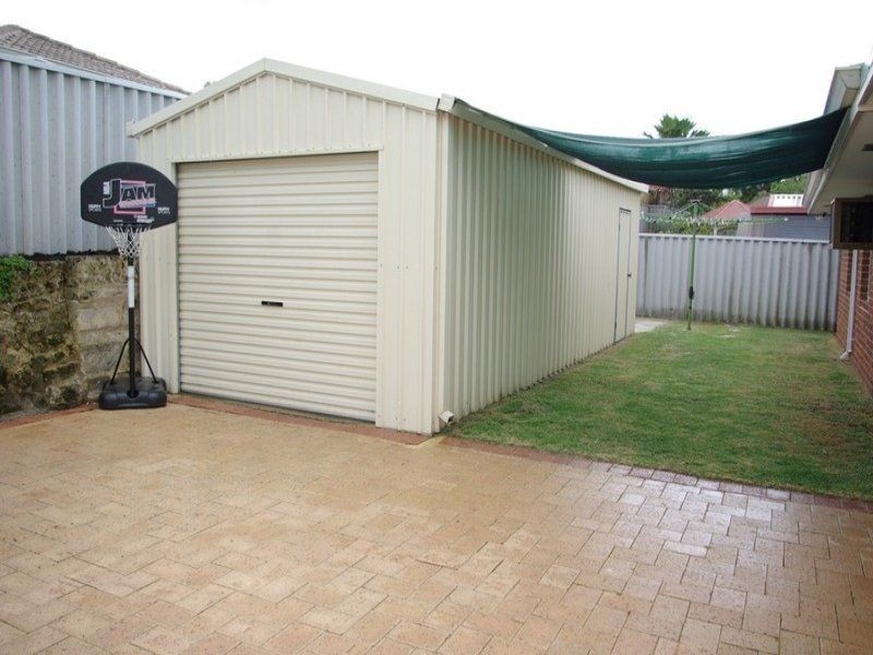 9 Seabrook Place, Success WA 6164