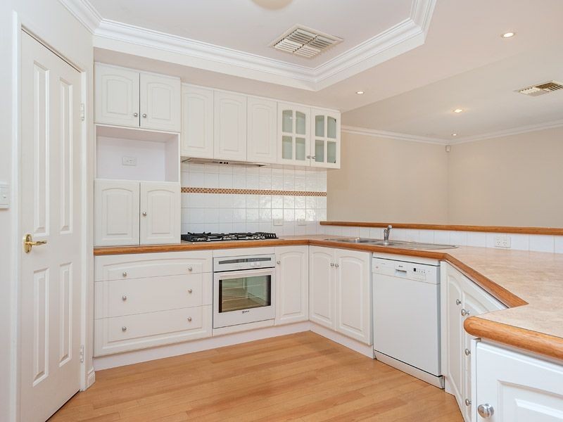 36 Sellars Way, Bull Creek WA 6149