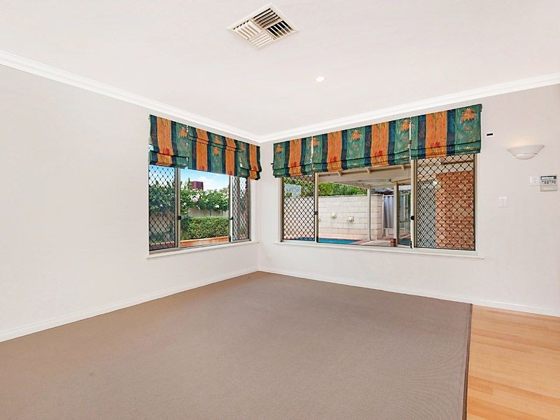 36 Sellars Way, Bull Creek WA 6149
