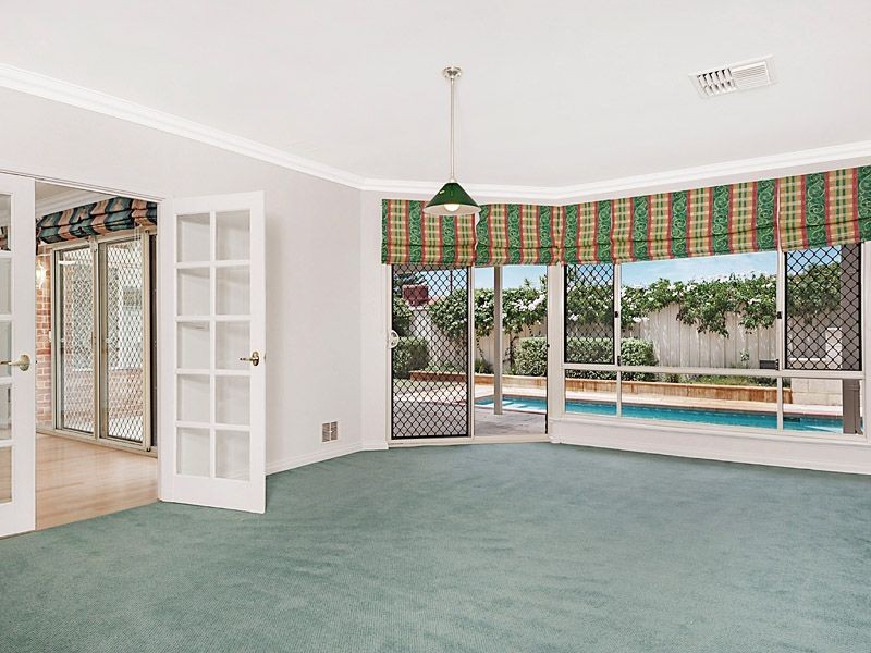 36 Sellars Way, Bull Creek WA 6149