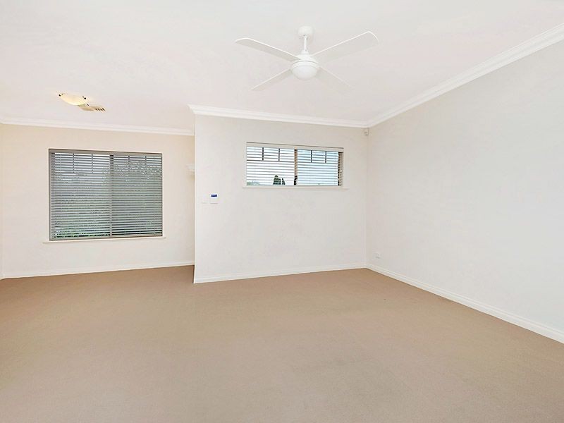 36 Sellars Way, Bull Creek WA 6149