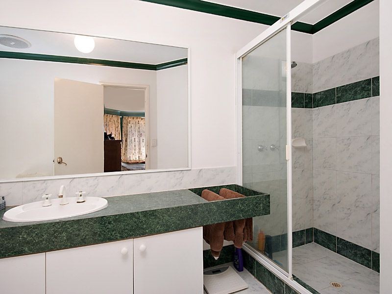 2 Empress Crescent, Atwell WA 6164