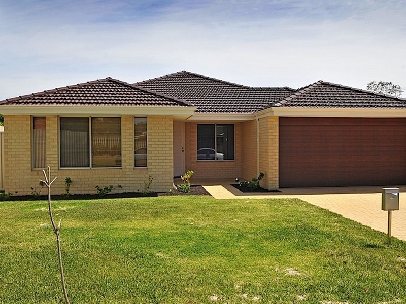 2A Classon Gardens, Leeming WA 6149