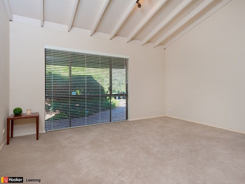 79 Gracechurch Crescent, Leeming WA 6149