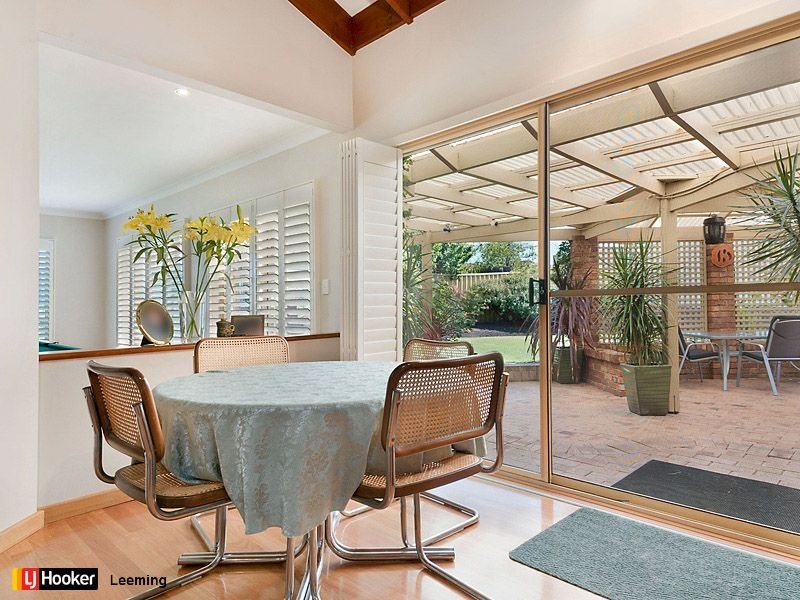 6 Liddell Heights, Leeming WA 6149