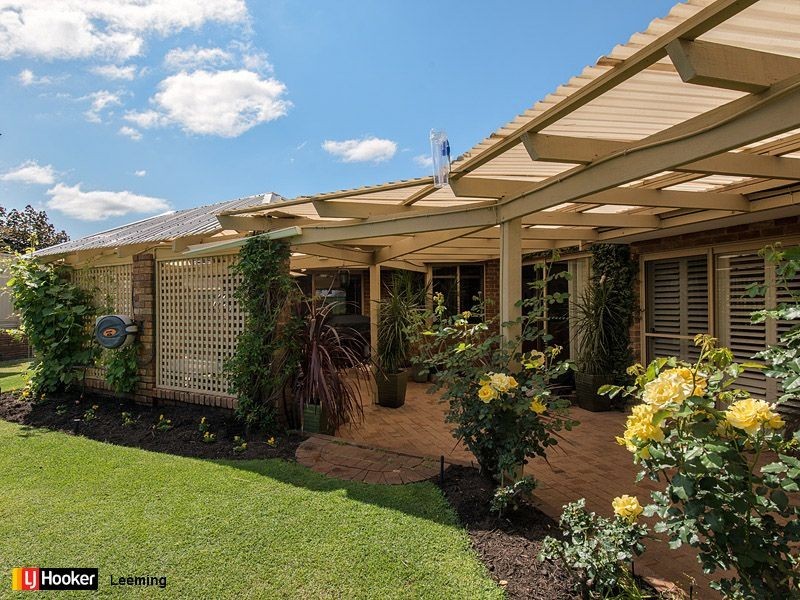 6 Liddell Heights, Leeming WA 6149