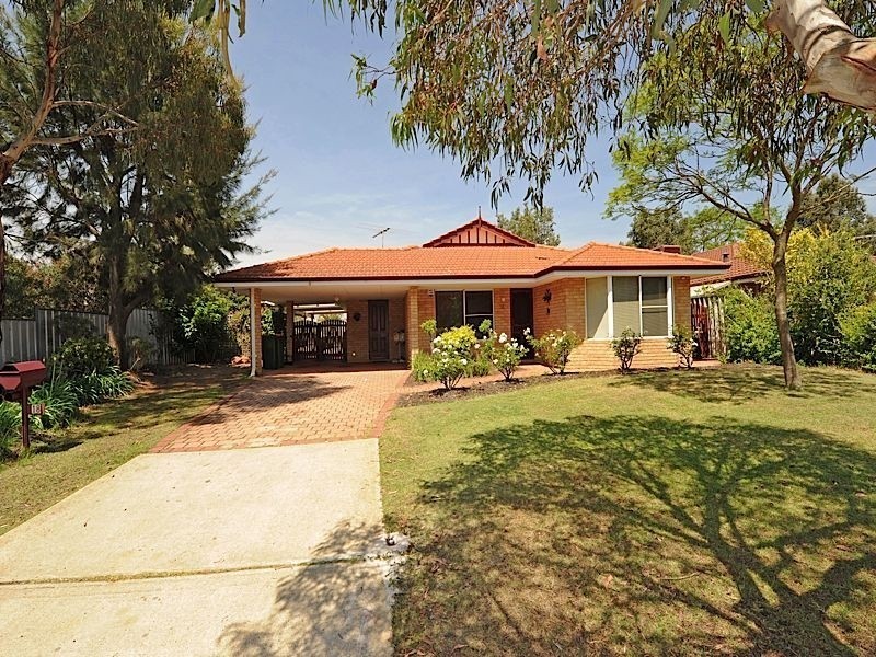 18 Bannigan Avenue, Success WA 6164