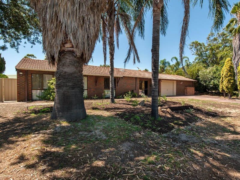 2 Nolt Court, Leeming WA 6149