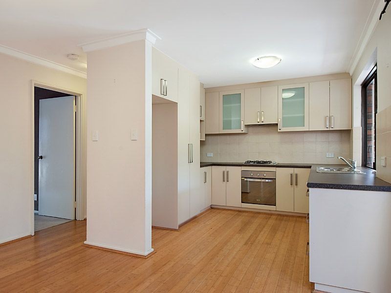 2 Nolt Court, Leeming WA 6149